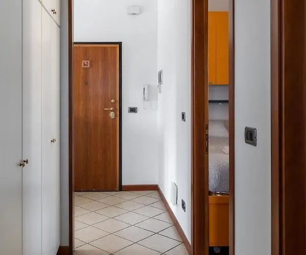 Vestiari I With Terrace By Wonderful Italy Apartamento *